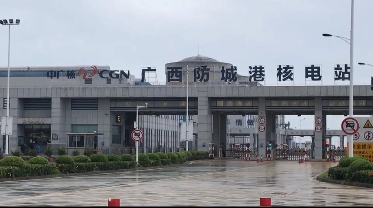 广西钦州防城港*招工(长期*电招绑钢筋小工每天220