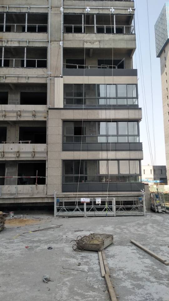 江苏南京南京市江宁区商品房阳台外墙小面积粉刷,吊篮上施工,需