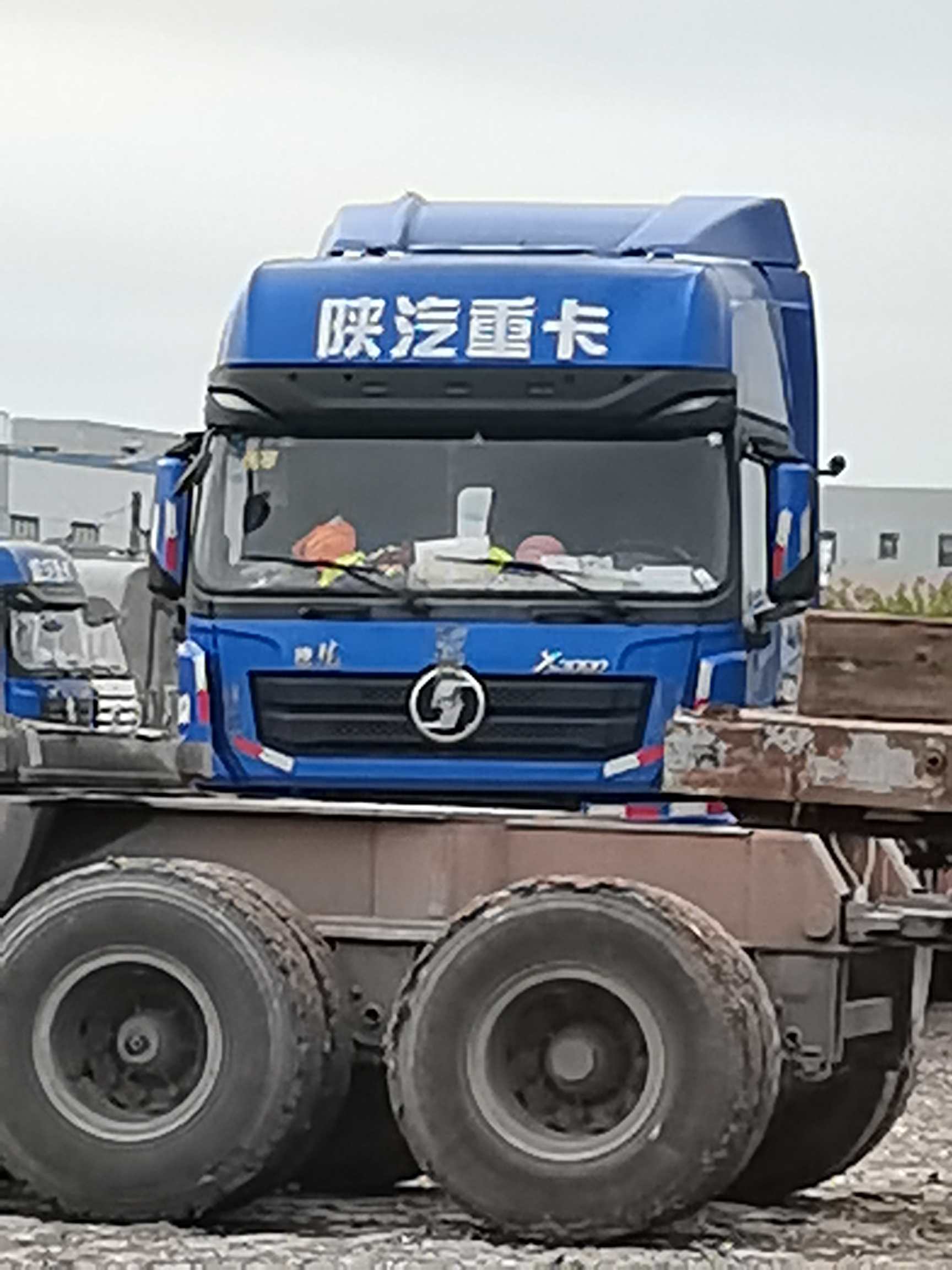 上海招聘持a2駕駛員的半掛車