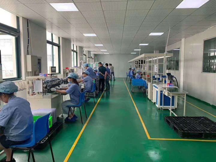 江苏苏州年底工厂赶工,急招临时工