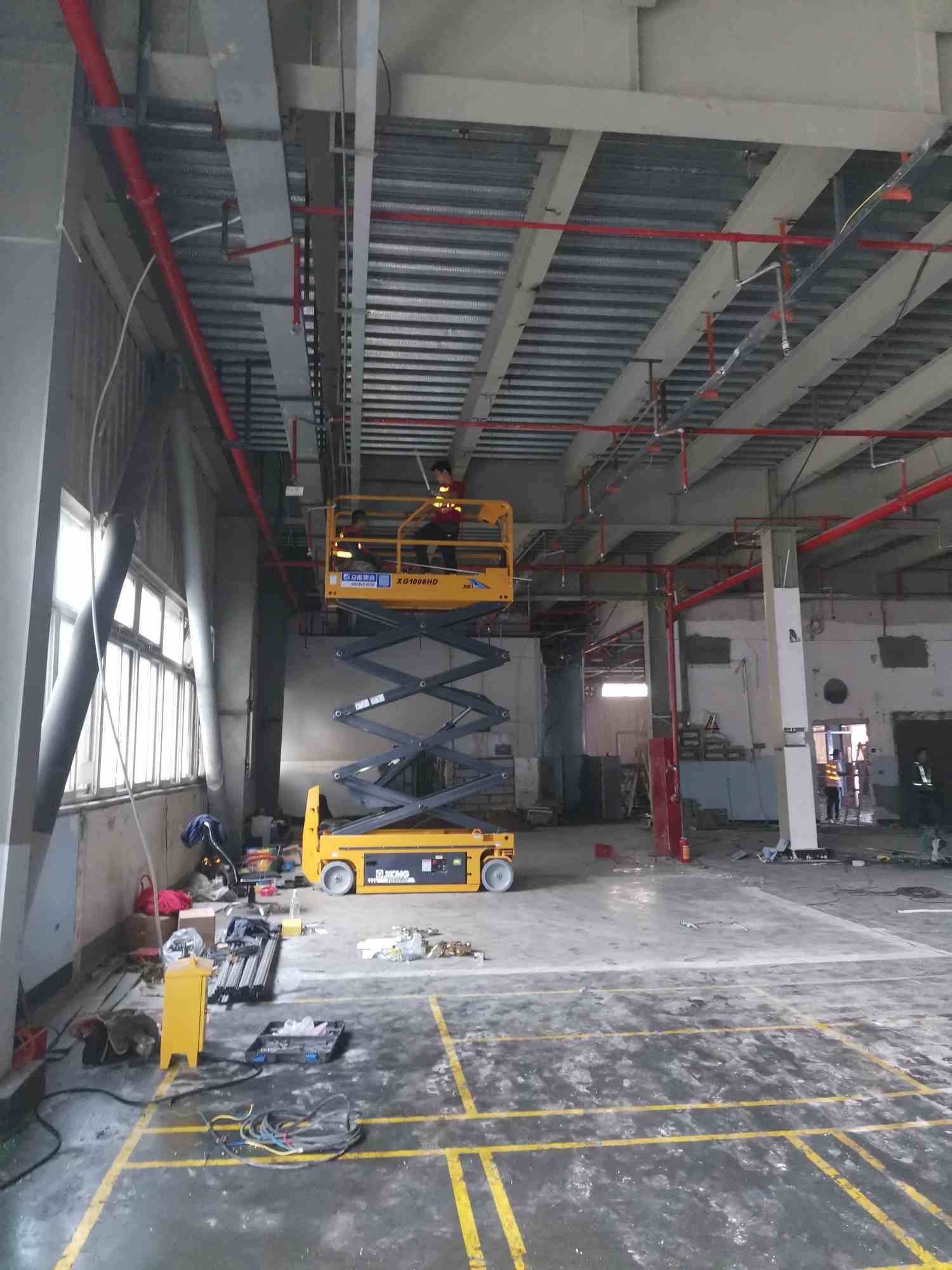 广东广州招电工师傅,做厂房电,升