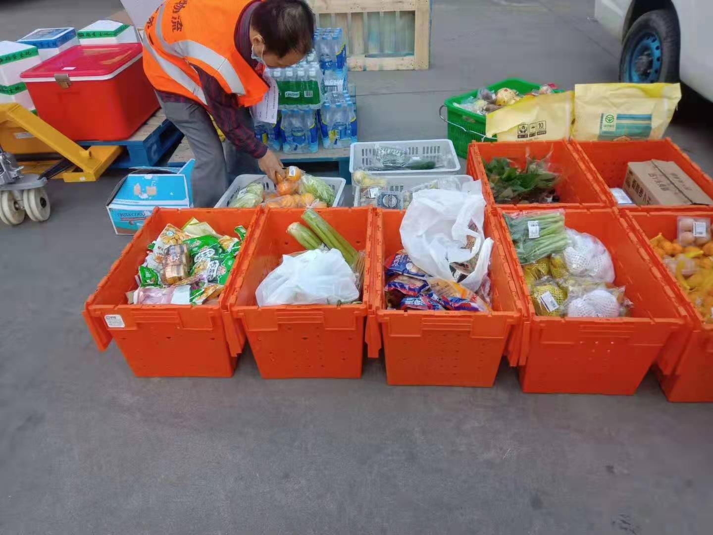 广东广州广州黄埔美团仓库招临时工1845岁不体检