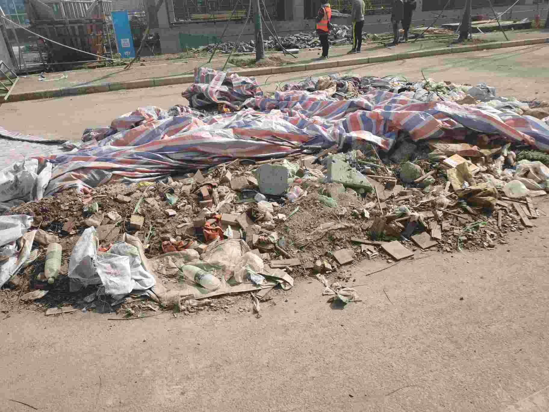 成都双流区天府公园地铁站有一车建渣二十多方有哪位老板愿意来拉