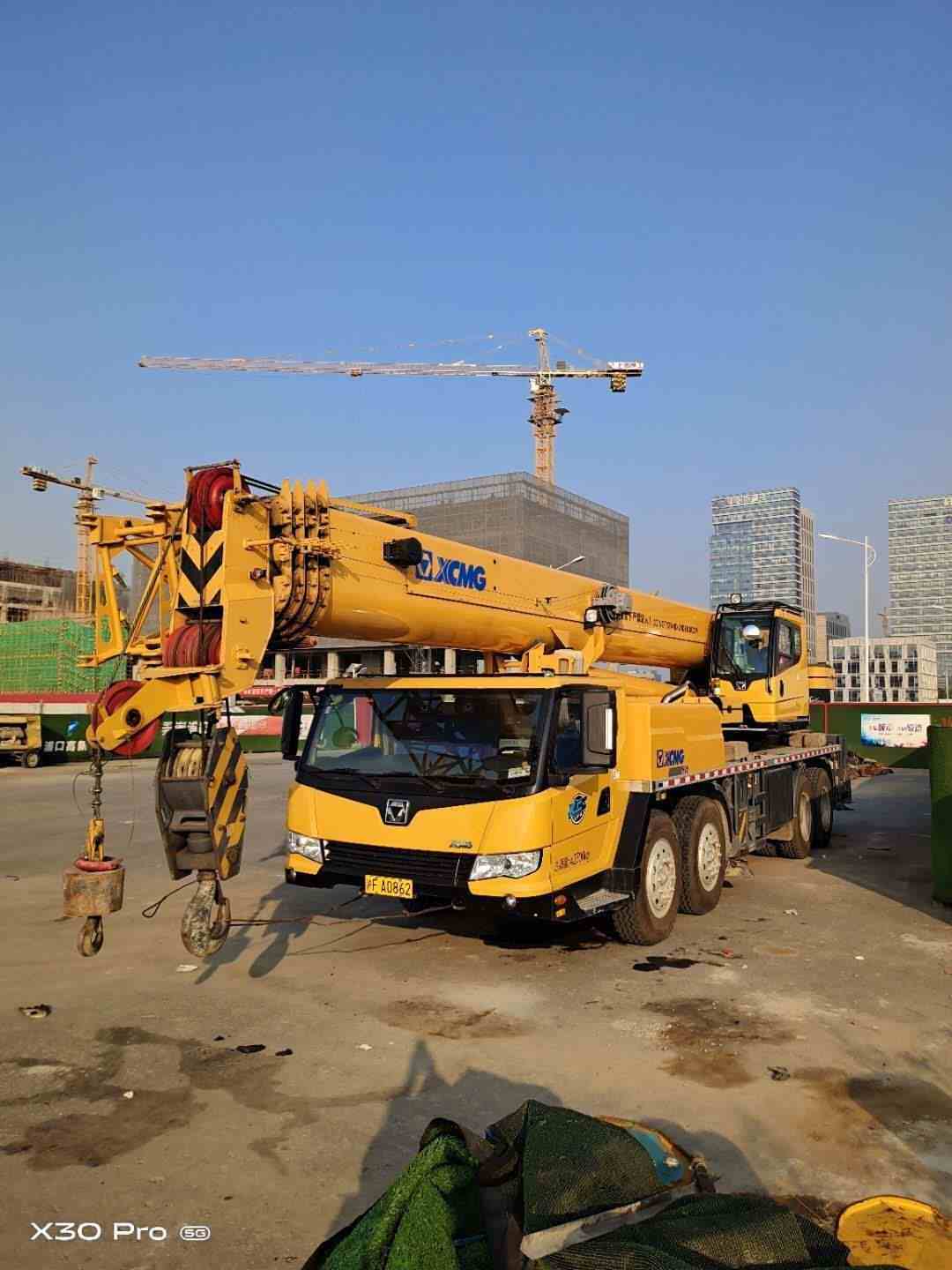 南京浦口区上海浦东新区和南京市浦口区现招聘汽车吊25～80