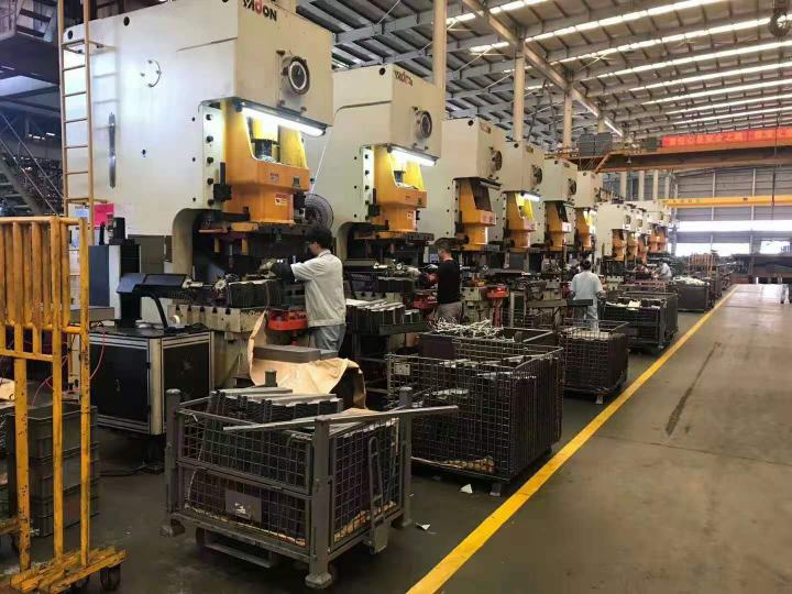 佛山南海区狮山冲压工252一天,两班倒,每星期可预支300元