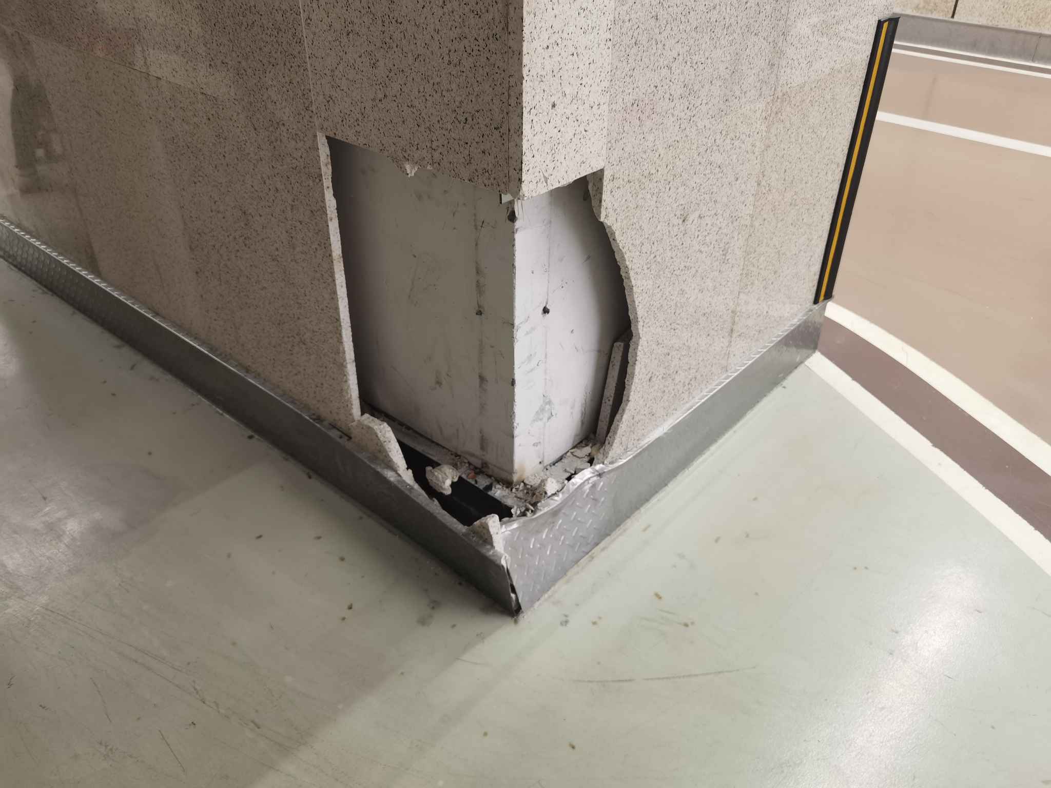 深圳南山区南油需要一个干挂大理石维修,400做完就给钱,诚心