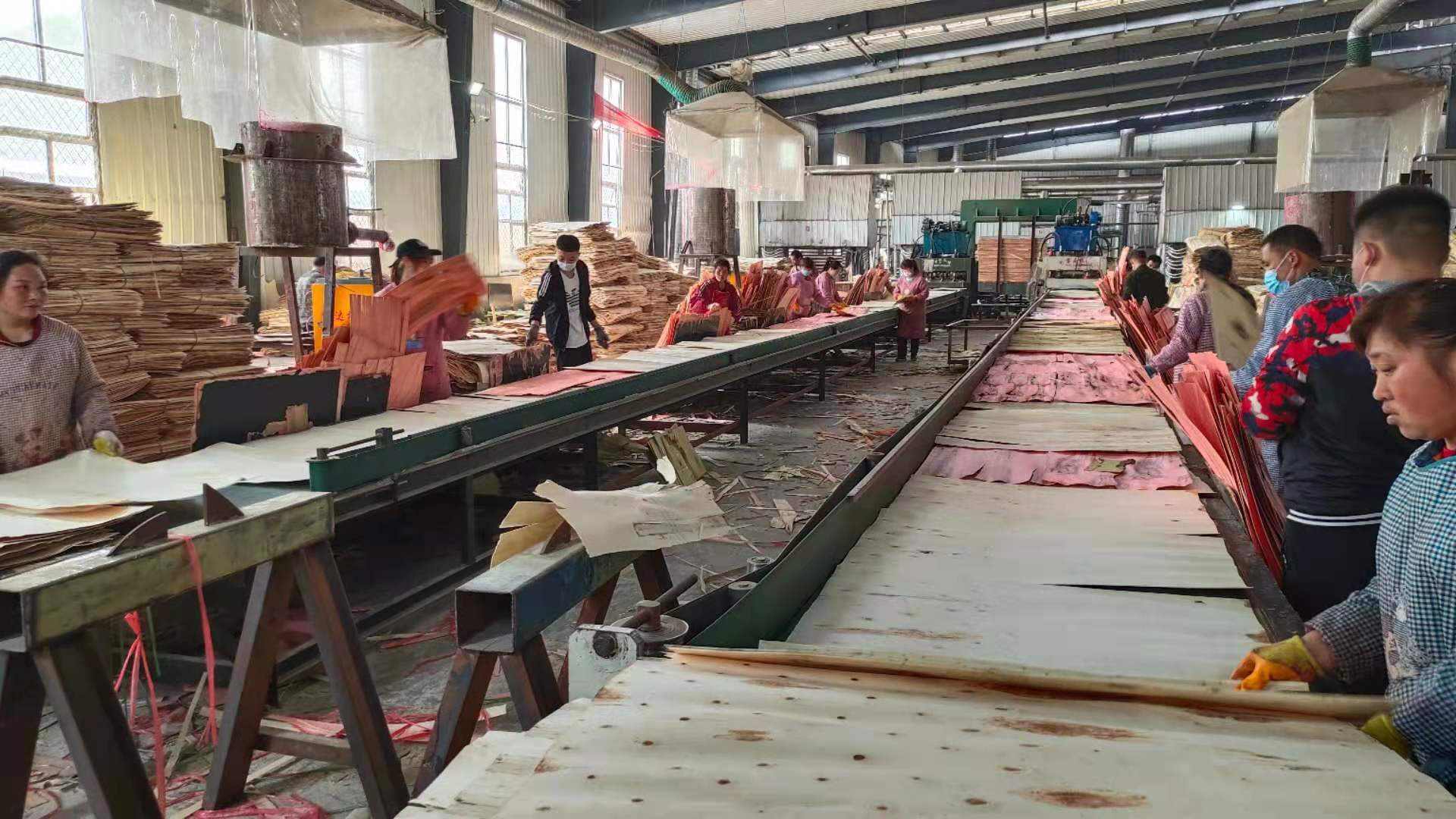 河北霸州京华彩钢卷厂图片