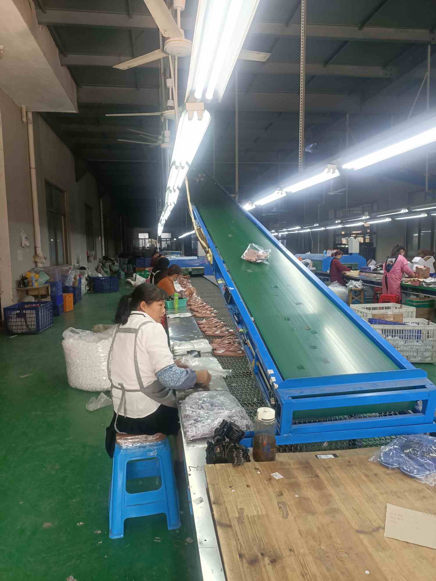 温州鞋厂招工 三期图片