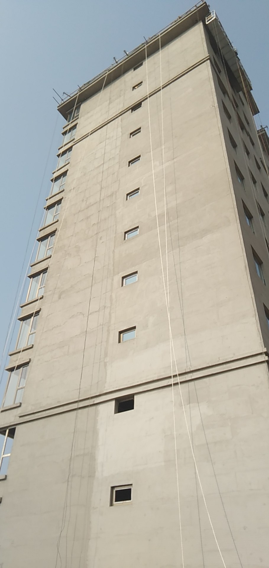 阳泉郊区招聘外墙批灰真石漆师傅点工一天工作九个小时包吃包