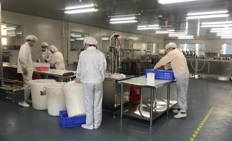 深圳龙华区食品包装工80女生2