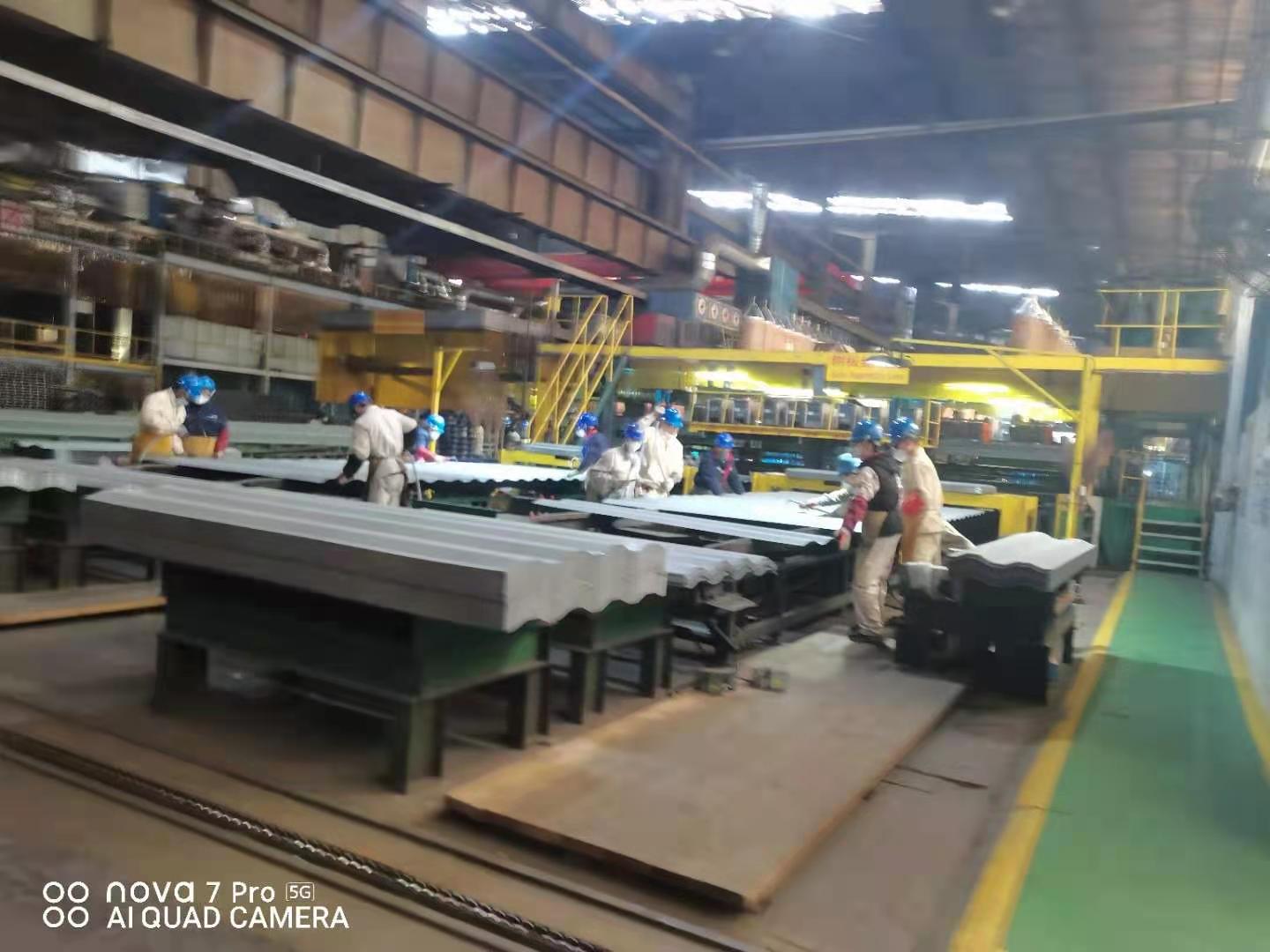 上海宝山区5月4号上海中集宝伟男工18--45岁以下招满为