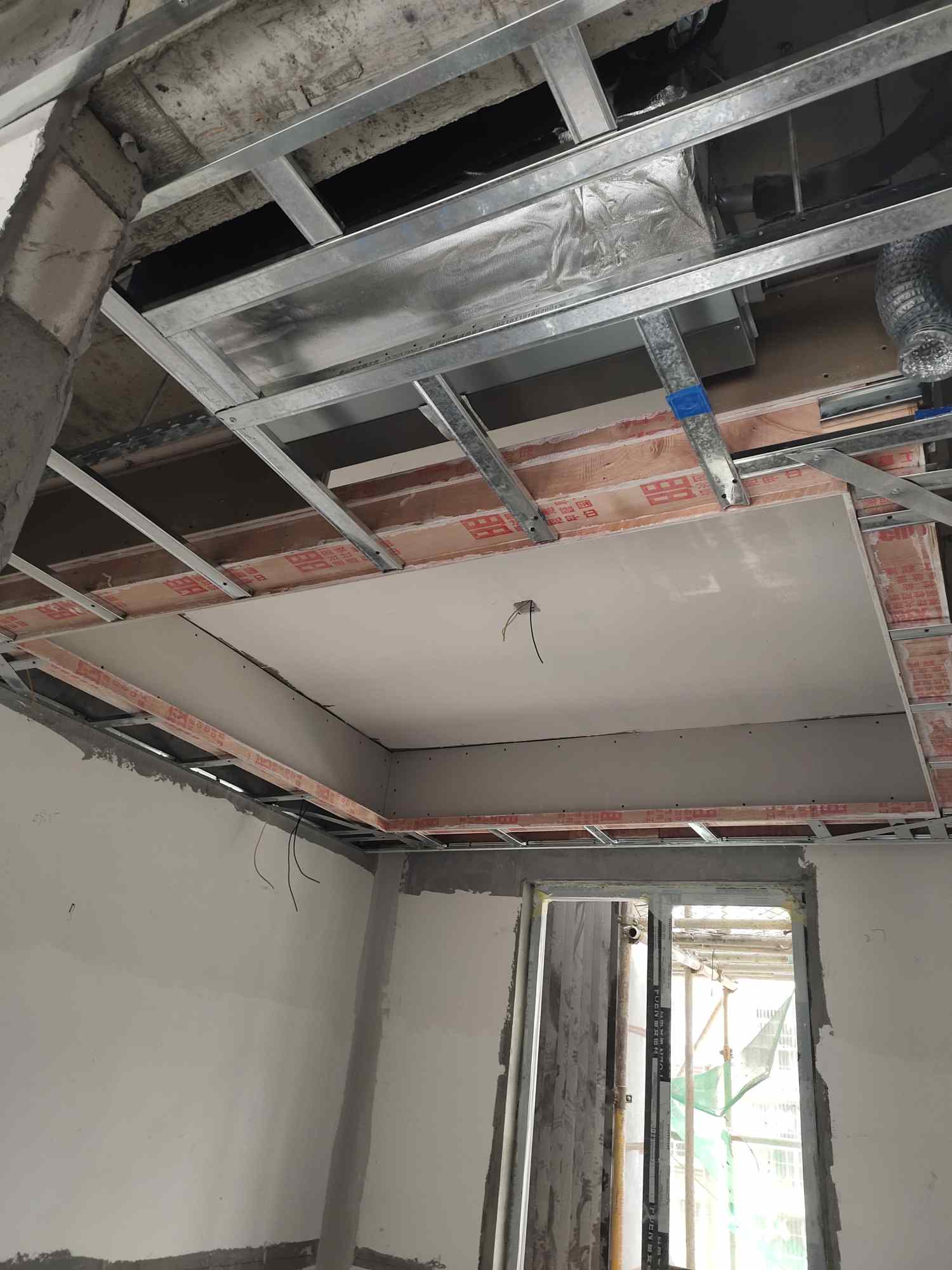 成都双流区成都专业封精装房石膏板的