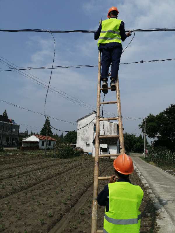 苏州太仓市招通信线路施工人员50008000元每月包吃住