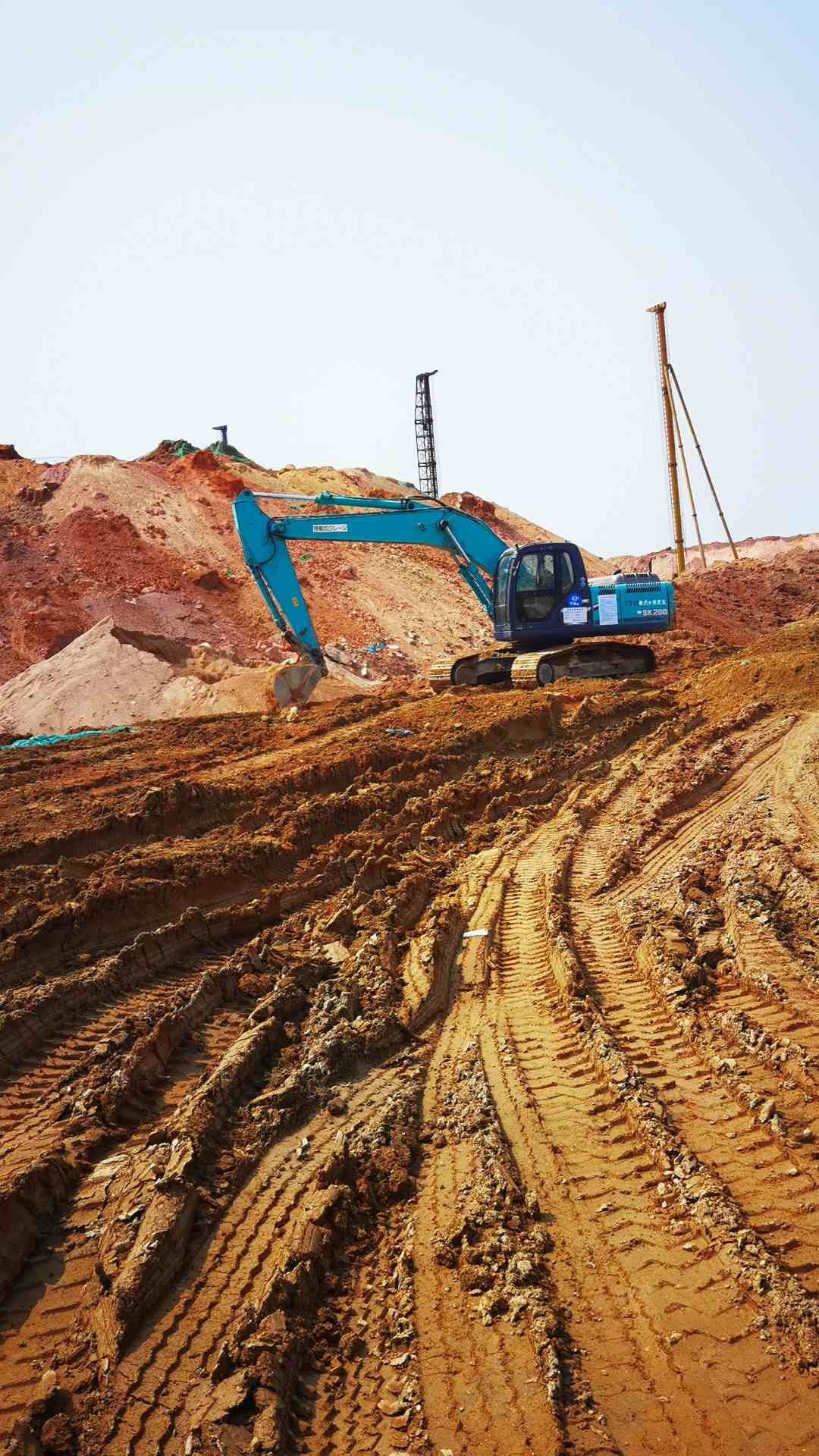 广东广州诚招自带200钩机师傅