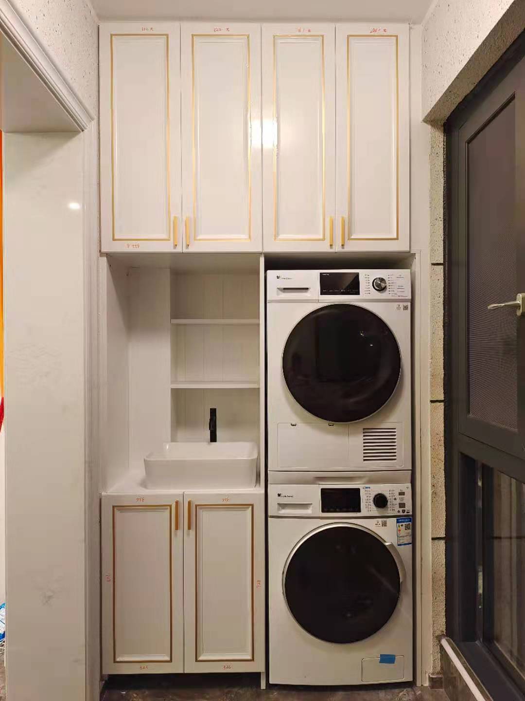 广州增城区铝合金,橱柜,阳台柜安装师傅,8000一个月包住