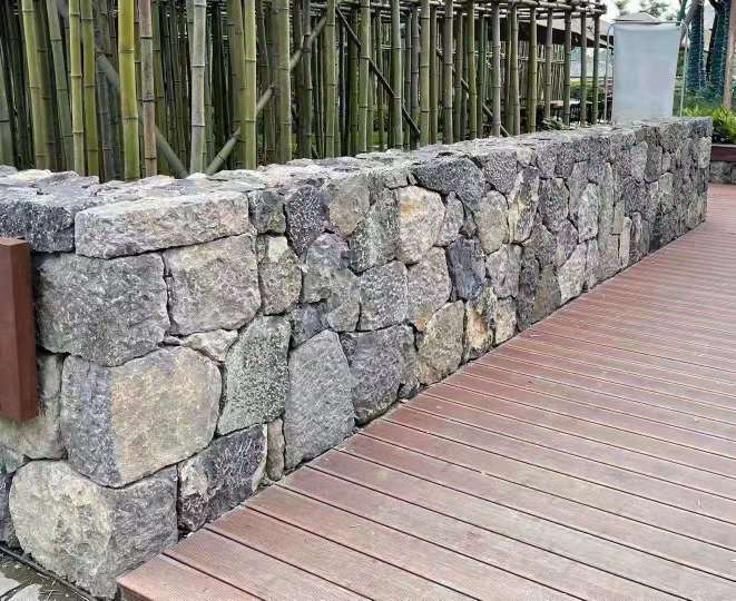 成都成华区石匠石头砌筑景墙