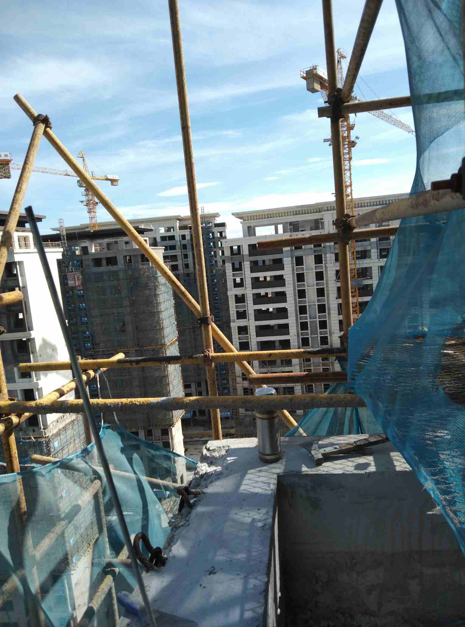 赣州赣县区福建省福州市平潭县大工地现大量招外墙涂料师傅刮