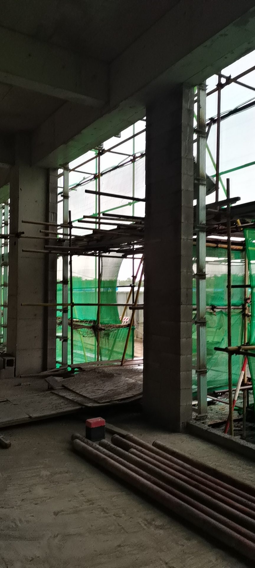 北京大兴区西红门工地有4000方门窗外包愿意干的联系