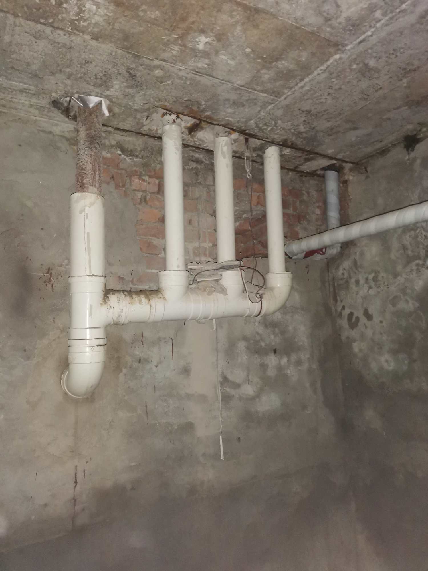 北京西城区右安门,老小区局部改造,卫生间全改,涉及-鱼泡网