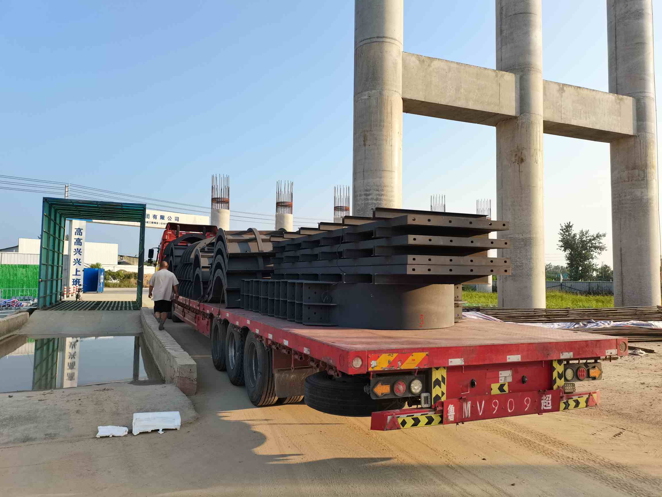 信阳平桥区桥梁下部结构木工