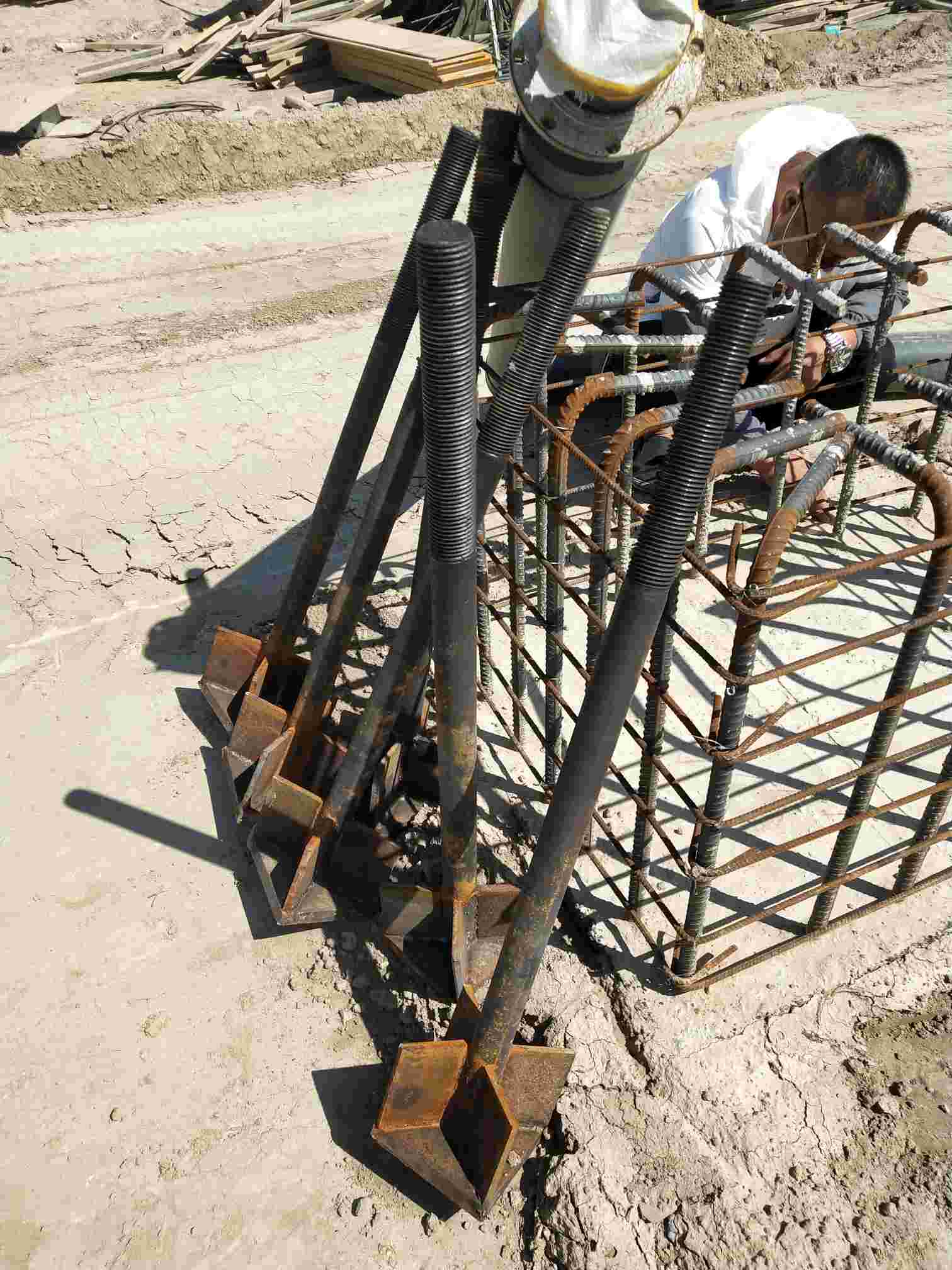 伊犁伊宁市伊宁市招专业做钢结构预埋的人一个,精通图纸