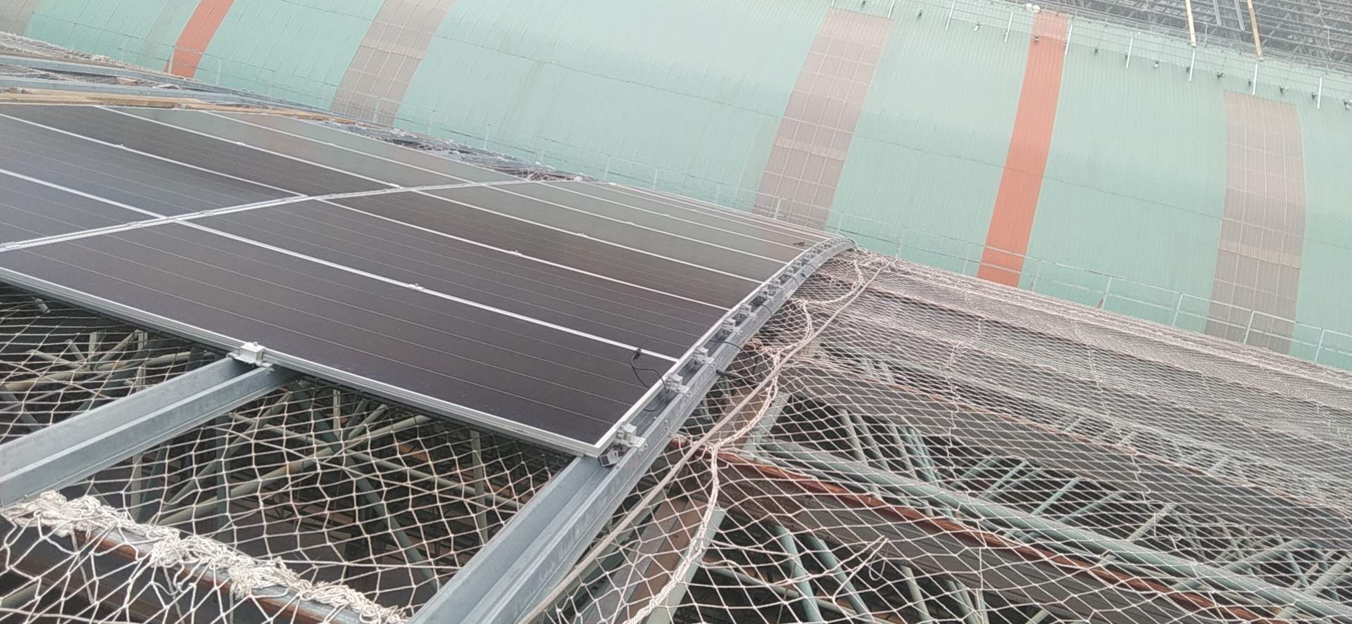 上海宝山区招工,需要光伏板安装工,计件,多劳多得,管吃管住会