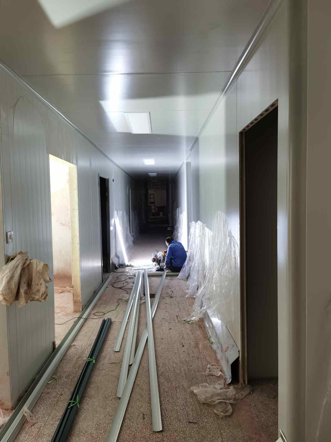 上海松江区净化彩钢板安装工人数45人