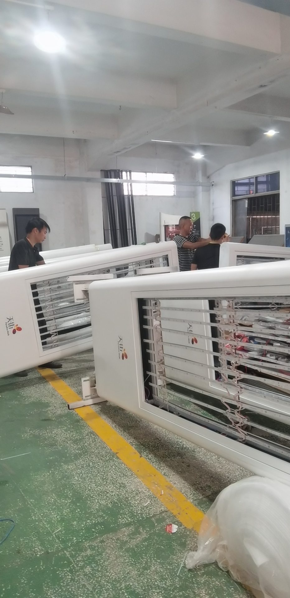 广东东莞塘厦镇标识广告厂招聘:临时油漆工3名