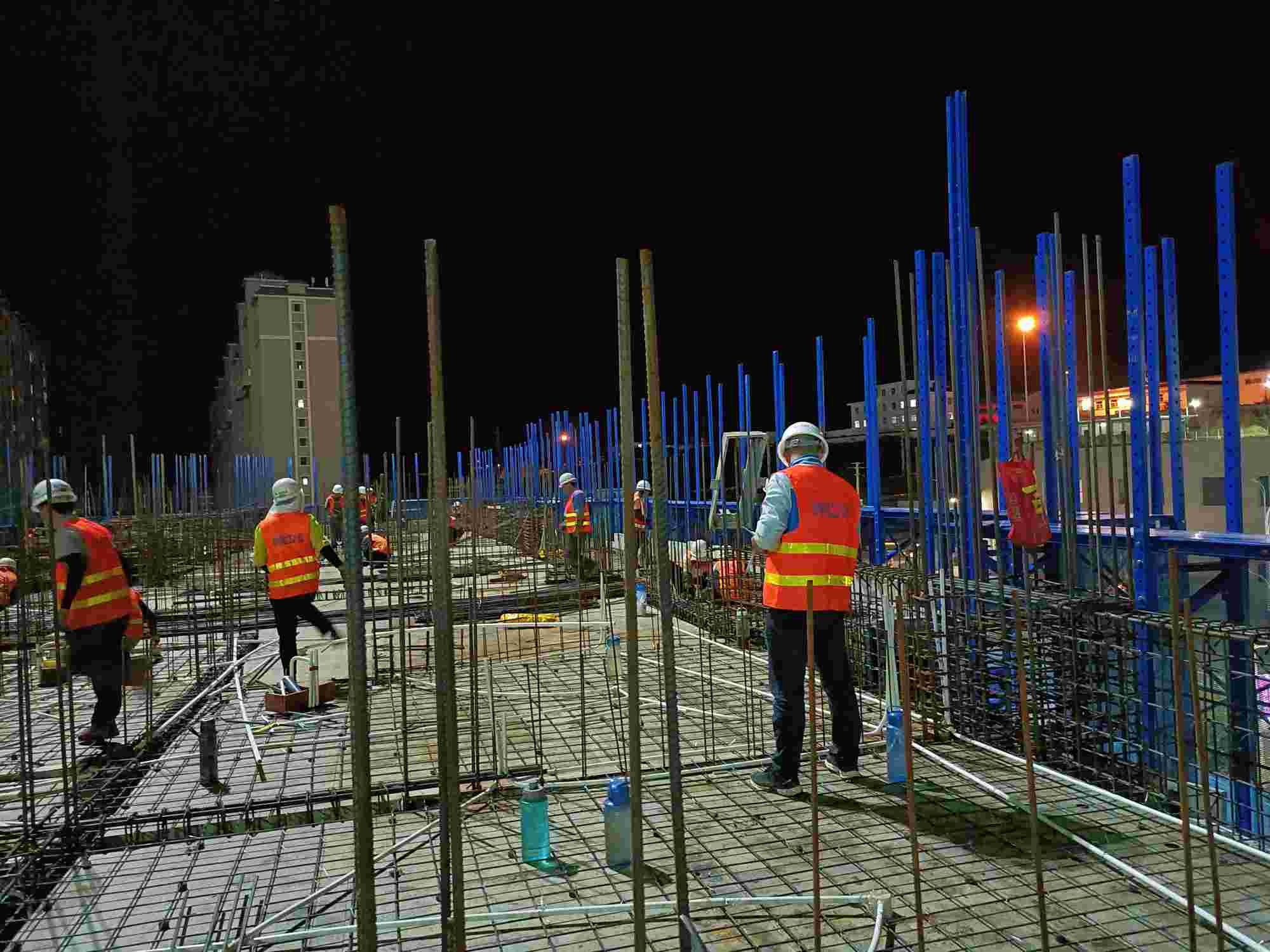 项目描述  电工/弱电/消防/水暖  天水万达招水电预埋师傅,中工数名