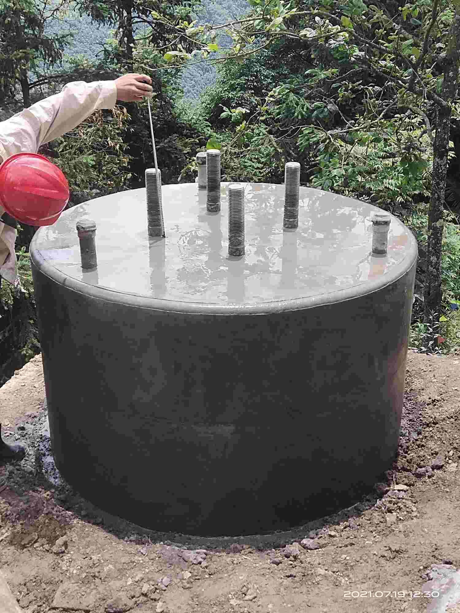 黄冈麻城市急需人工挖孔施工队,最好带机械设备的,铁塔基础,8