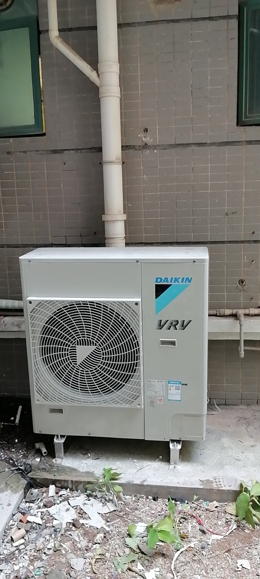 广东中山中央空调安装师傅,专做大金