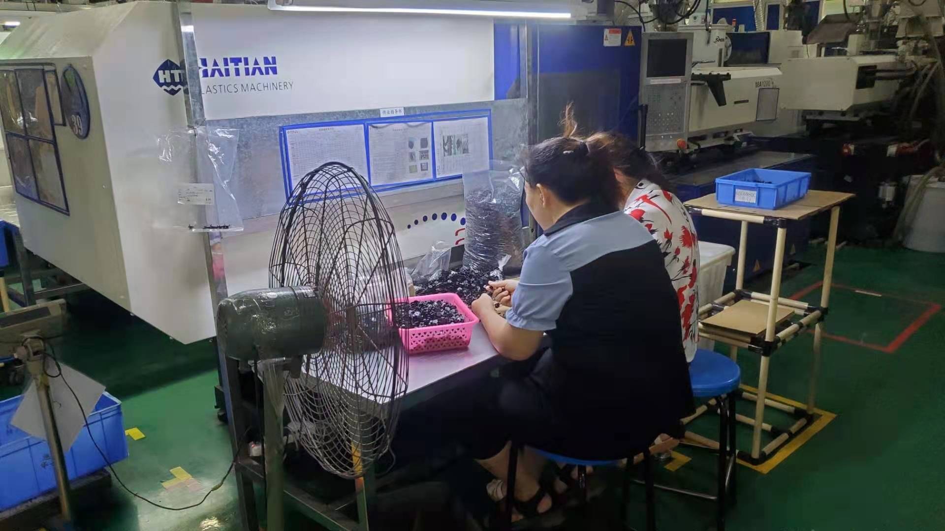 惠州惠阳区招60岁的大龄工人,塑胶厂,五金厂!都可以安排管吃