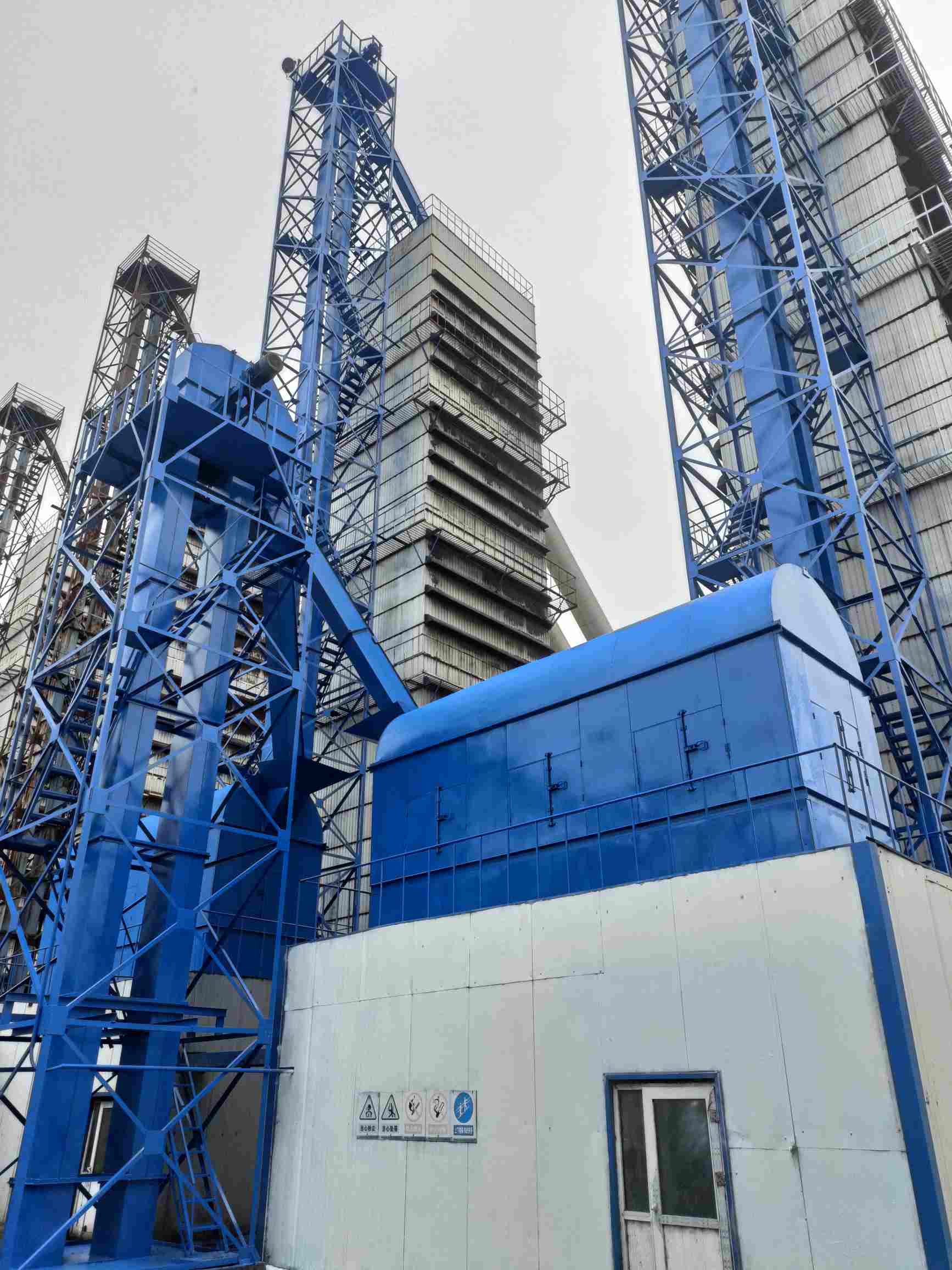 齐齐哈尔昂昂溪区大家好我想招两名除锈工人电话地址昂昂溪区味精