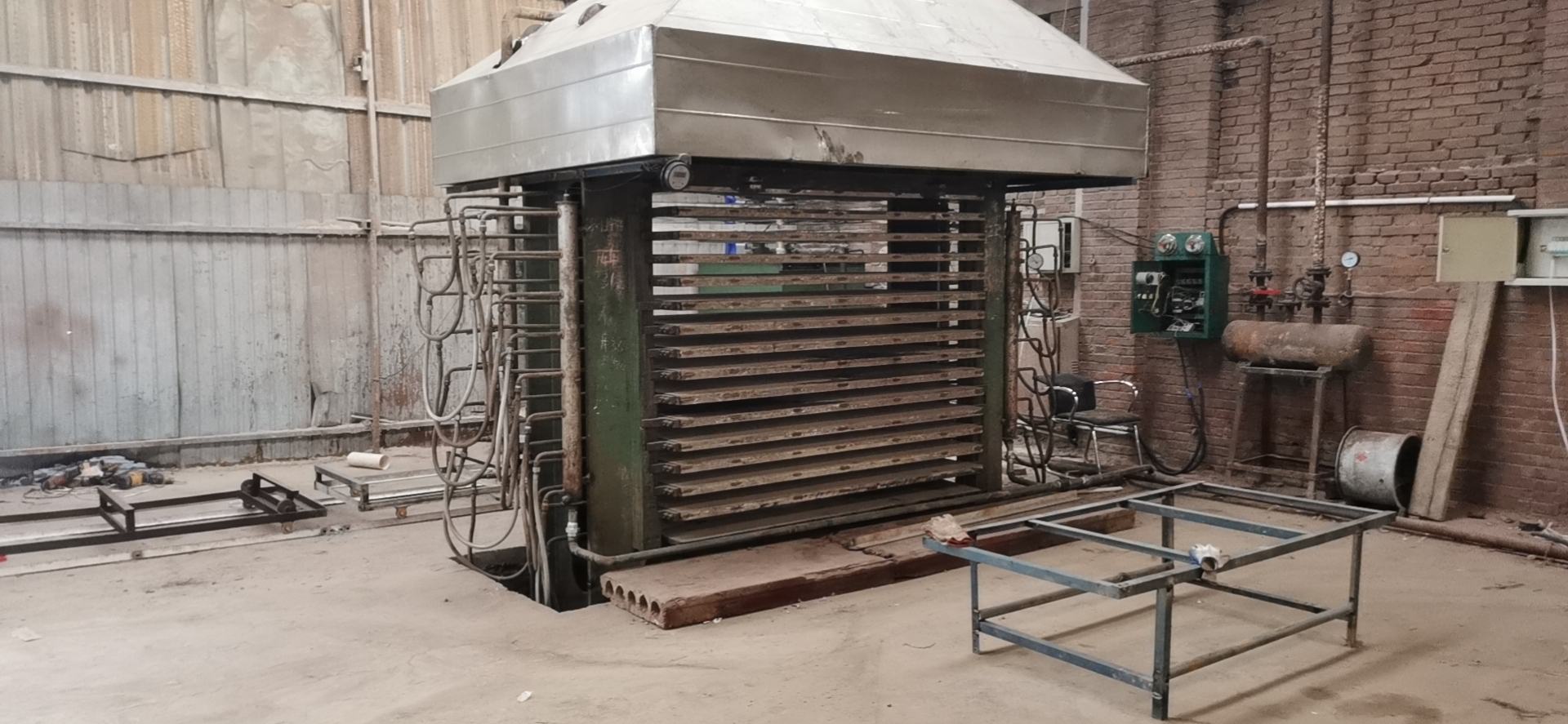 邢台桥东区招压板工一班(4人)!(3x6清水模板)!工资高待