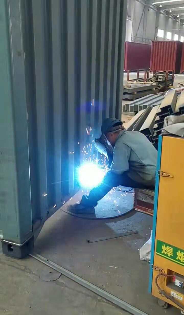 天津高薪急聘二保焊工352/天,长白班,不是流水线,不计产量