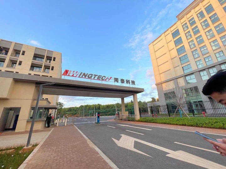 云南昆明昆明本地电子厂大量招普工操作员薪资5k起厂区直招不收取任何