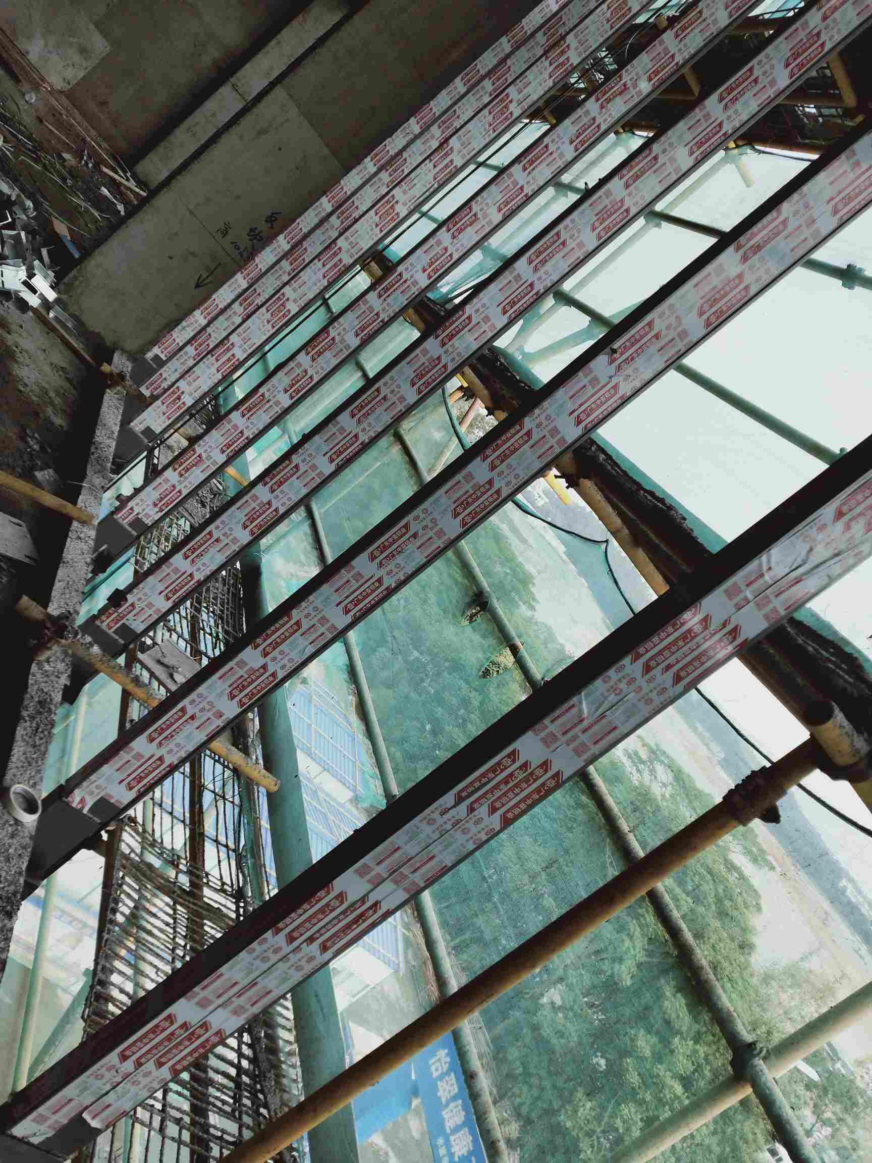 佛山南海区佛山狮山玻璃幕墙上横梁按条算(包工)请报价-鱼泡网