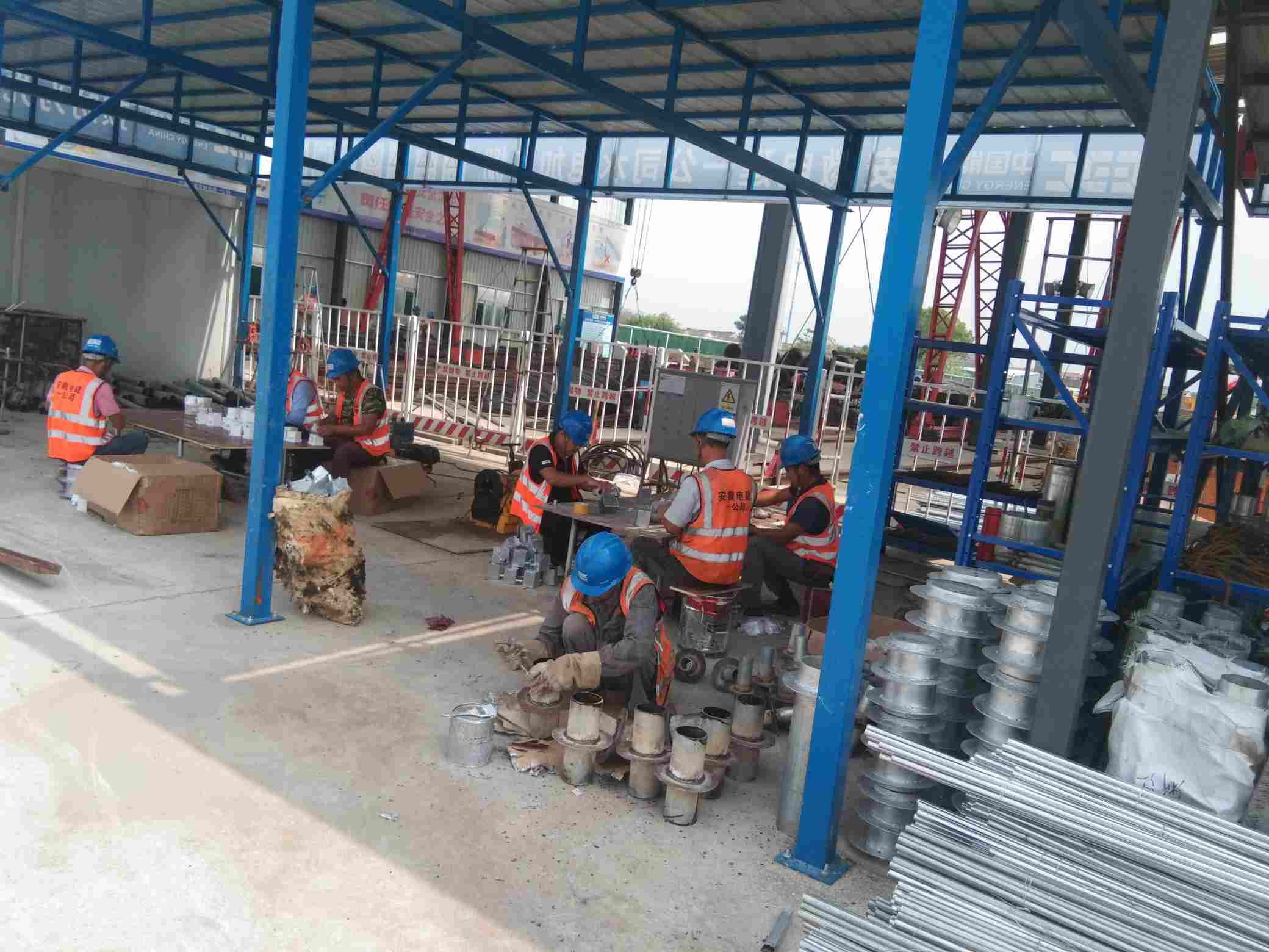 湖州南浔区浙江湖州大型酒店招水电工两名焊工一名主体预埋