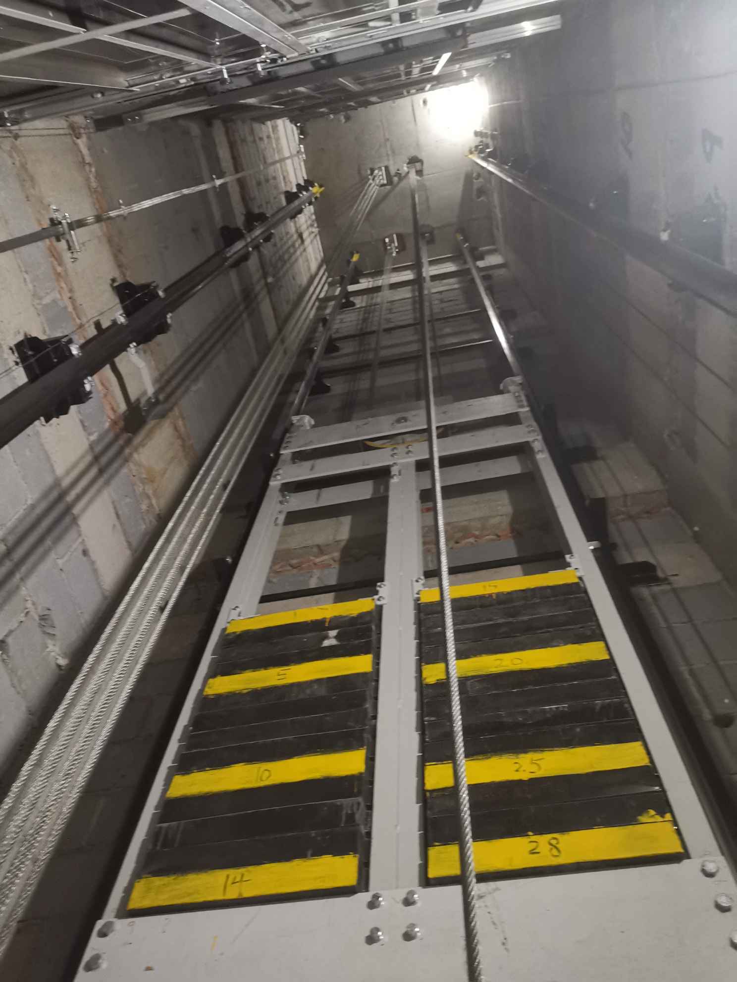 石家庄裕华区石家庄地区招室内电梯安装工,要求能吃苦耐劳,18