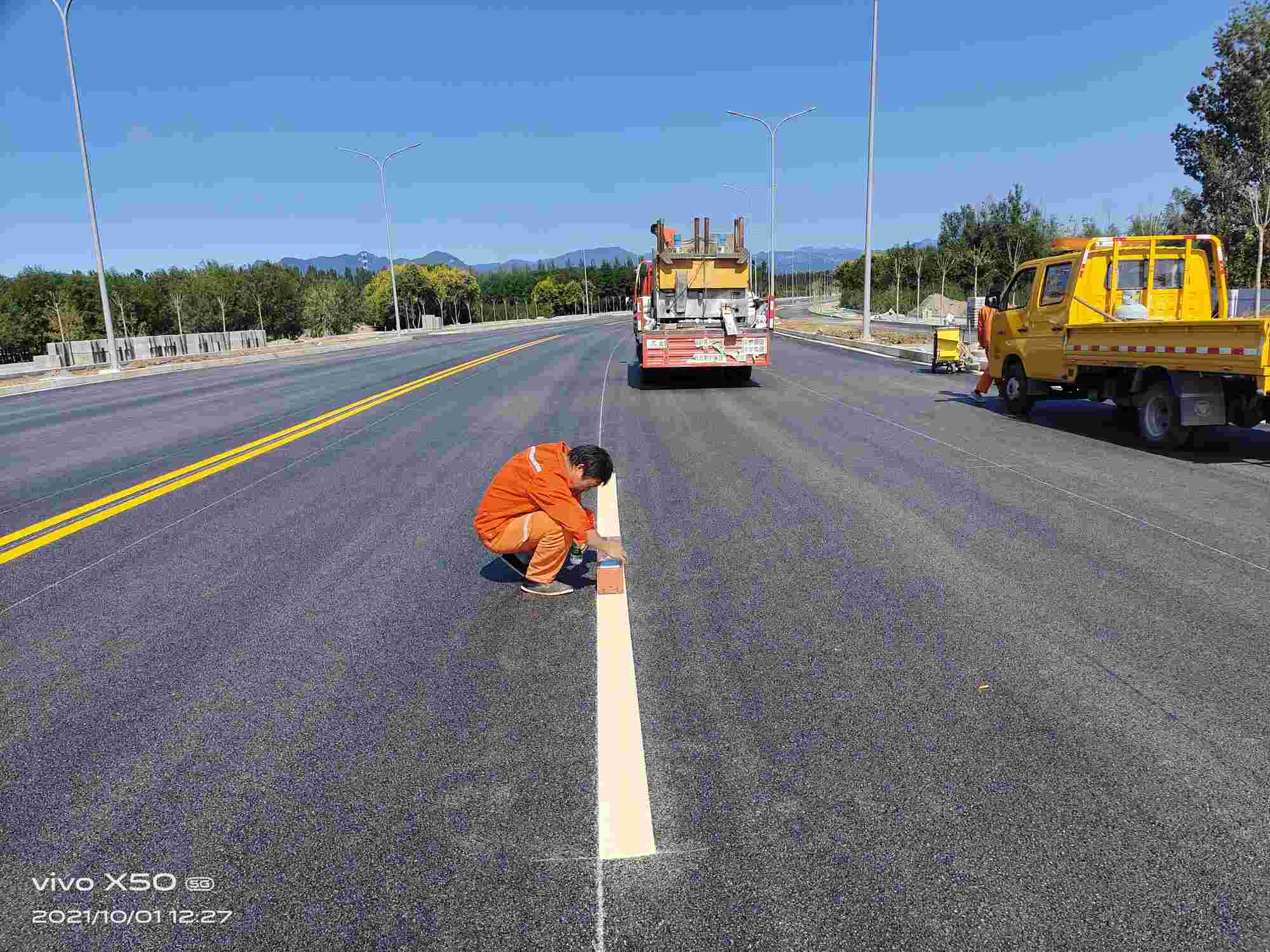 北京顺义区公路标线施工