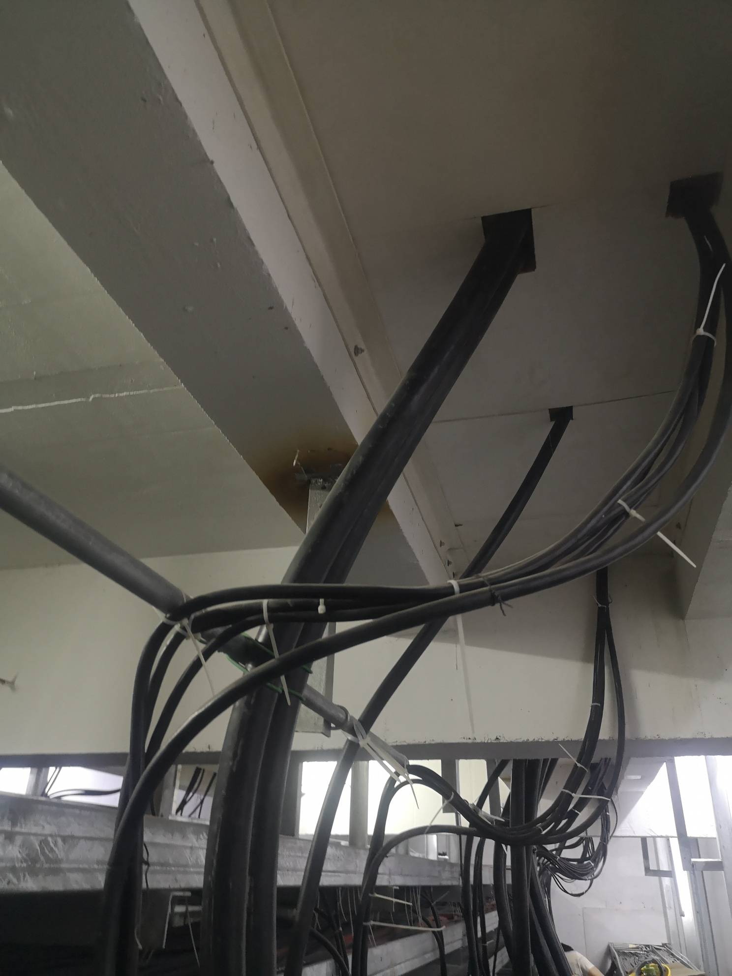 广西防城港机电工大工中工