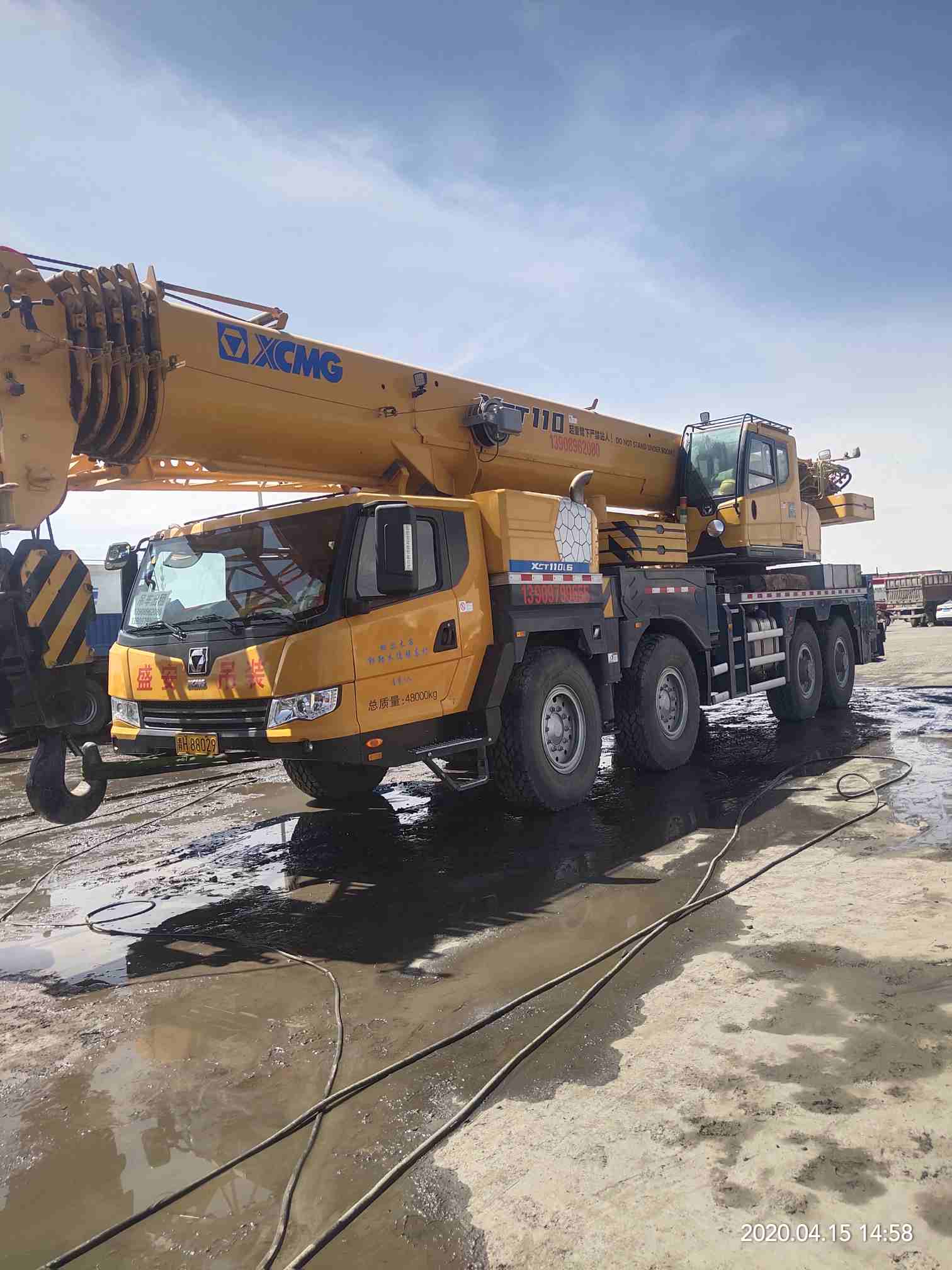 西藏那曲急找个80吨吊车司机