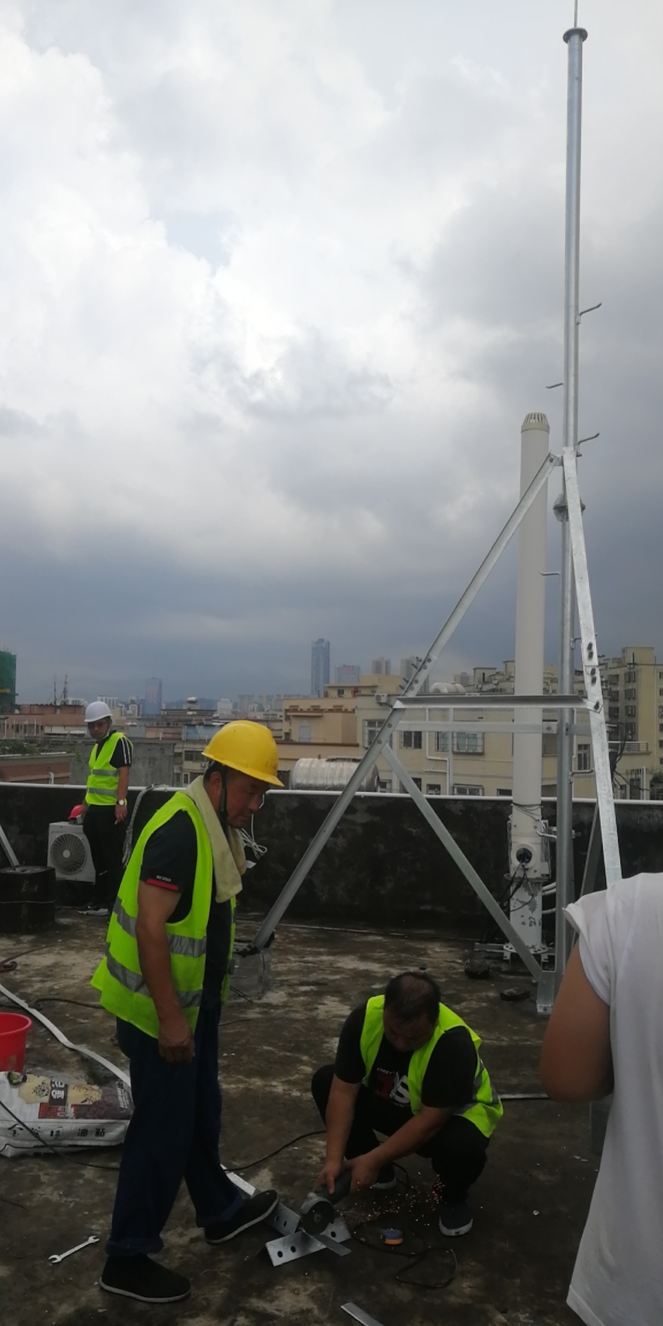 广东深圳清包工安装华为5g信号塔