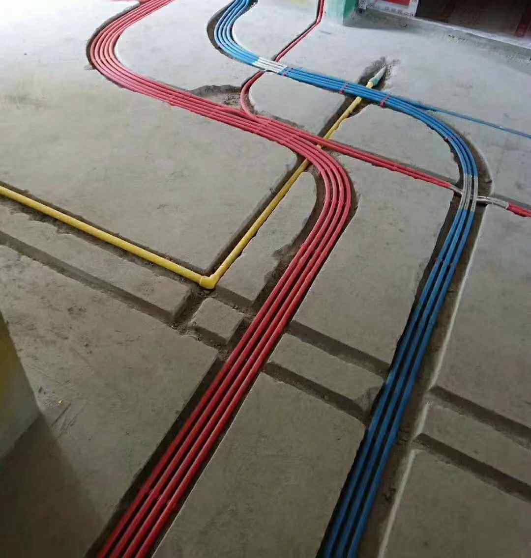 南昌南昌县找专业家装开槽的师傅,家装公司的活,要弹线打标准的