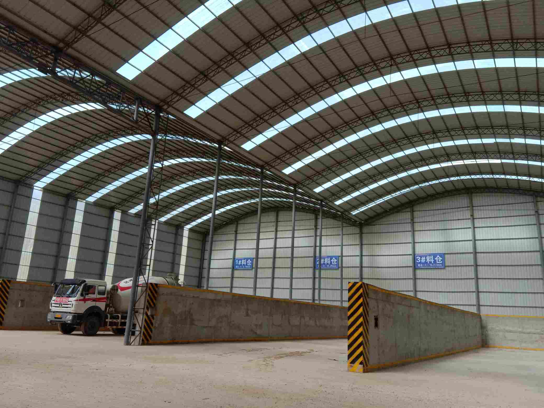 重庆巴南区料场大棚,能爬高的,焊接的,棚十米高,做-鱼泡网