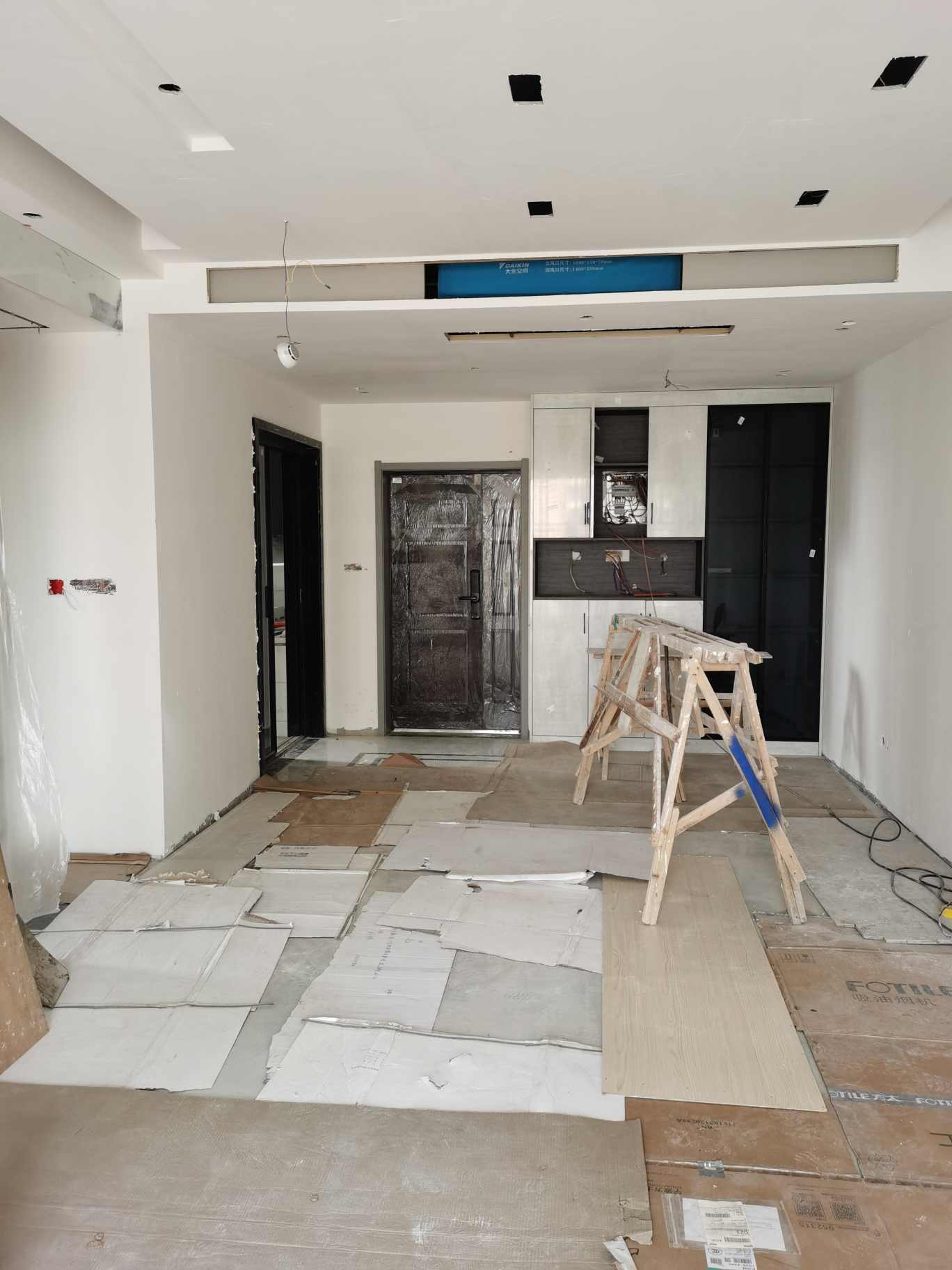 重庆招油漆工主要批墙做家