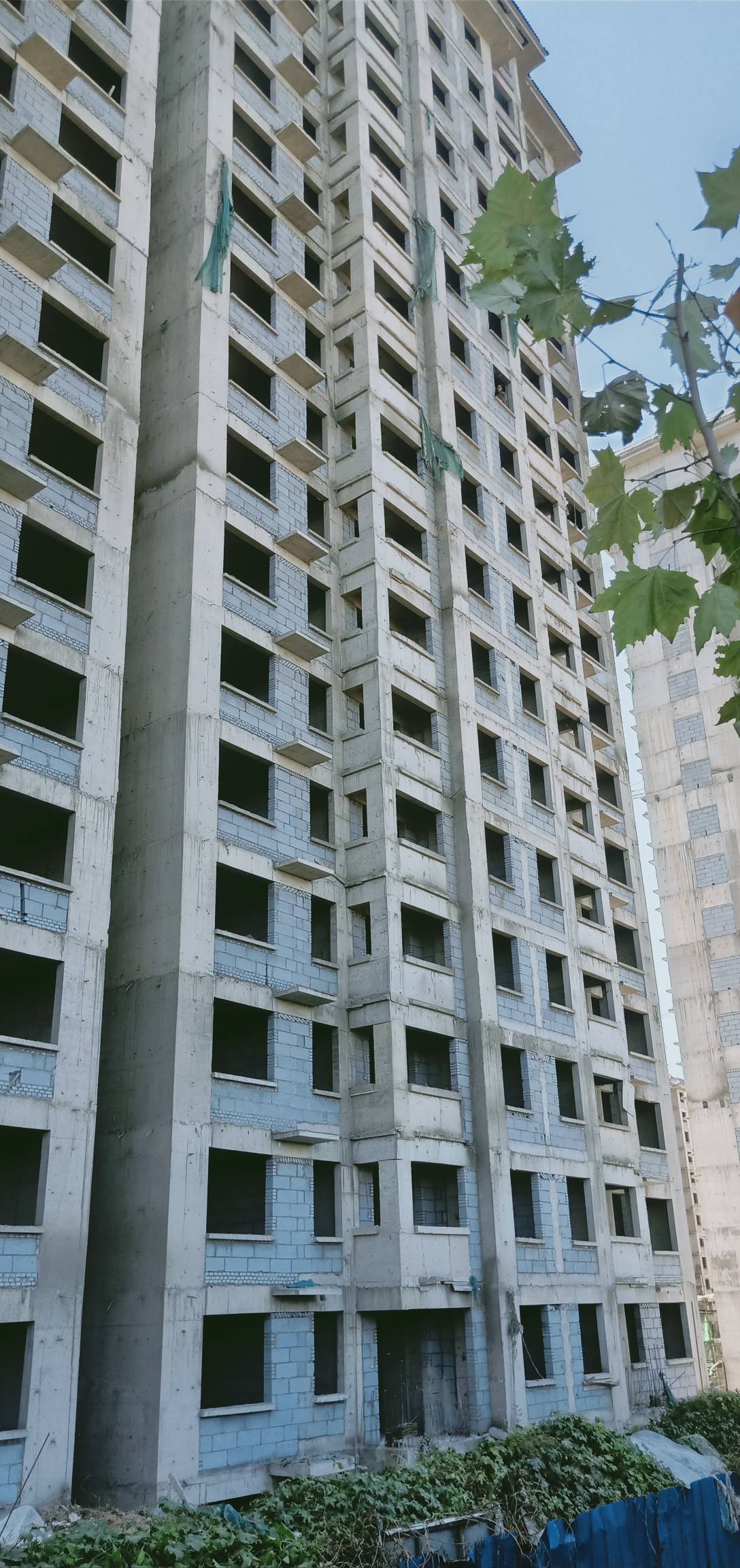 河南濮阳招外墙坐吊板一遍腻子