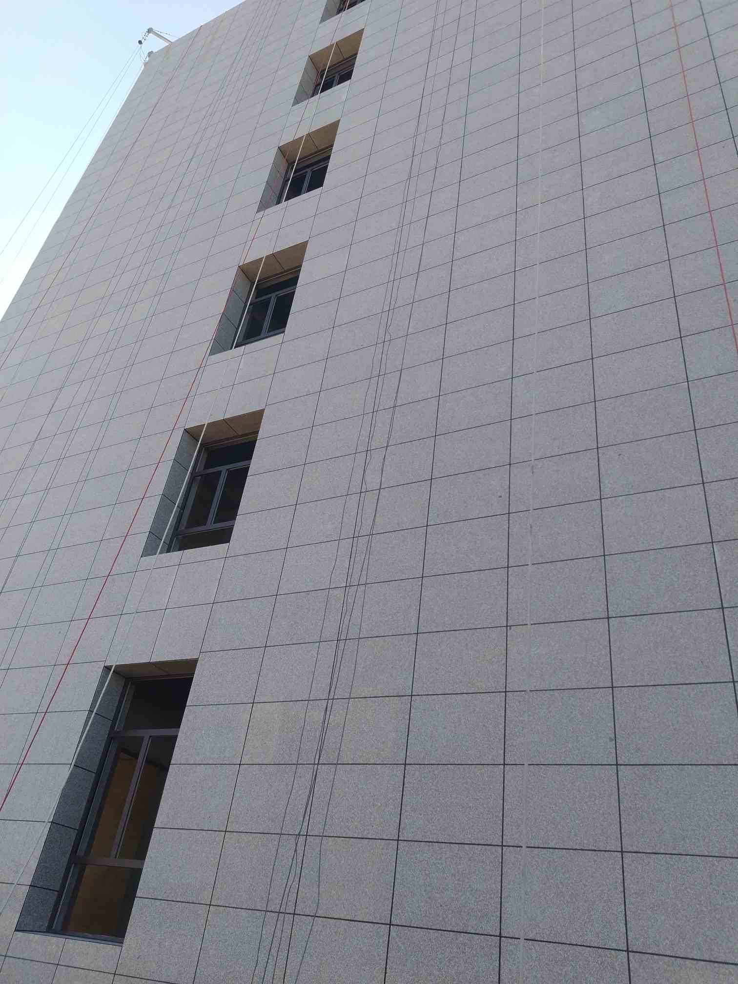 山西忻州石材一体板专业打胶孔建平