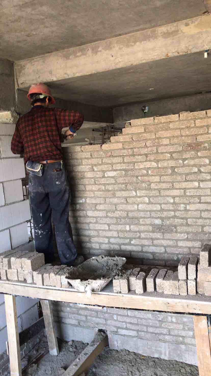 云南昆明招砌墙师傅1-2个