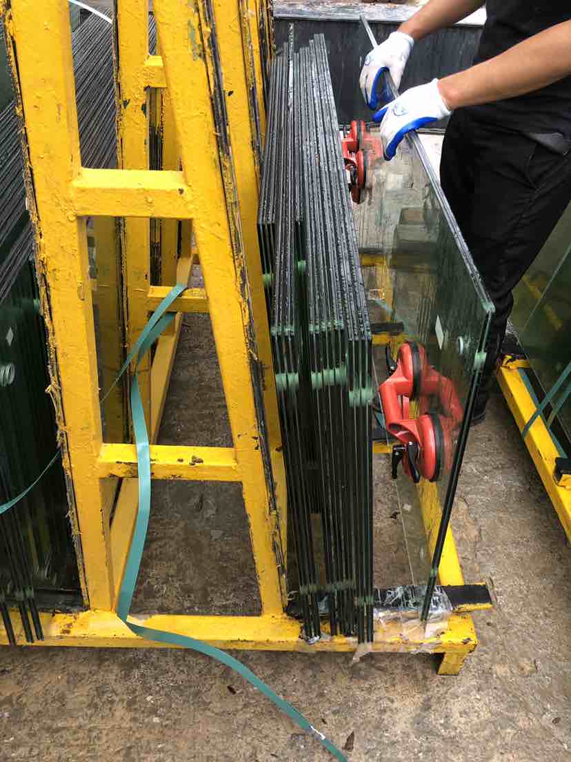 广西南宁搬玻璃,按块价格